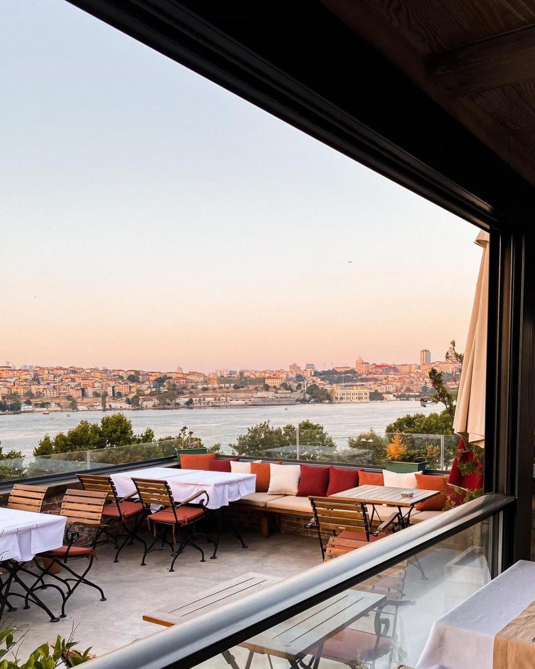 Istanbul Old City Colorful Houses Balat Petrion Hotel المظهر الخارجي الصورة